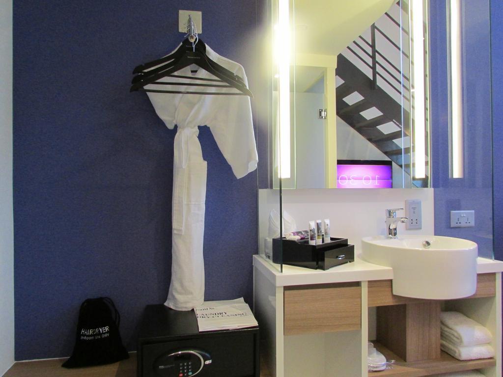 เมอร์เคียว สิงค์โปร์ บูกิส Hotel สิงคโปร์ ภายนอก รูปภาพ